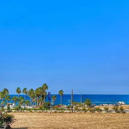 Seaview Mia
